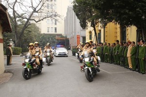 Hanoi’s police begin task of ensuring security for National Party Congress