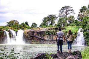 Missing foreigner found dead at Dray Sap waterfall 