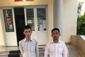 Two Chinese escaping from quarantine facility arrested