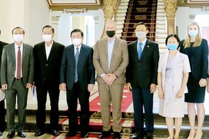 US university pledges cooperation with HCMC in human resources training