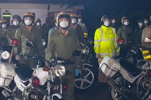 Over 900 military officers, soldiers join hands in Covid-19 fight in Thu Duc