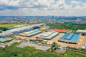 Binh Dien market allowed to use yard as gathering place of agricultural products
