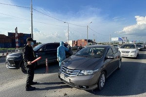 Covid-19 checkpoints at HCMC’s gateways suspend operation 