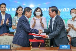 HCMC speeds up building International Financial Hub