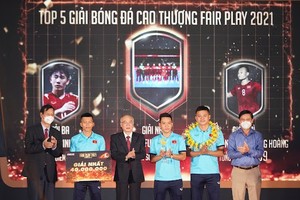 Vietnam futsal team crowns Fair-Play 2021
