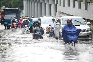 Poor urban development cause of flooding, congestion in HCMC: experts