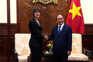 President receives outgoing Dutch, Swiss Ambassadors