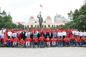 Vietnamese team arrives in Indonesia for ASEAN Para Games 11