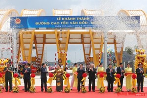  Van Don-Mong Cai expressway opens to traffic after 25-month construction 