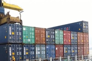 Vietnam posts trade surplus of US$9.4 billion in 10 months