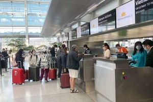 CAAV proposes to strictly handle overpriced airline tickets