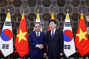 President Phuc meets RoK NA Speaker Kim Jin-pyo