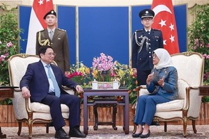 Prime Minister meets Singaporean President
