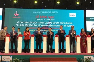 AeroExpo Hanoi & Vietnam Aviation Forum opens