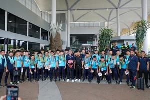 SEA Games 32: Vietnam's U22 football team arrive in Cambodia