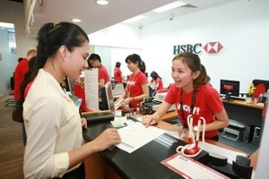 Vietnam among world’s earliest in banking digital transformation: forum