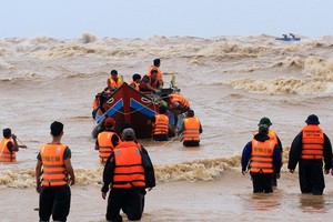 Vietnam to build center for search and rescue in Spratly Islands