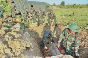 HCMC High Command disposes of over 16 tons of bombs, bullets