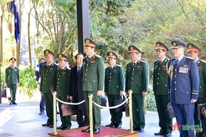 Vietnam, New Zealand boost defense ties