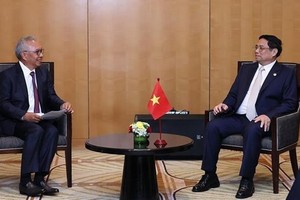 PM meets representatives from Indonesian enterprises, organization