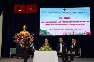 HCMC has more than 5,000 outstanding old businessmen