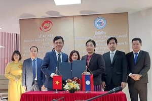 Vietnam, Laos sign MOU on archival cooperation