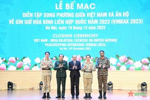Vietnam, India wrap up joint peacekeeping exercise