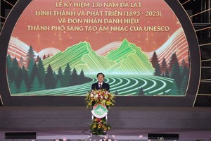 Brilliant night marks 130 years of Da Lat City’s establishment, development