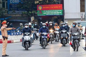PM urges drastic actions to ensure traffic safety during Tet