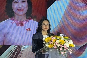Foreign textile enterprises seek orders, investment opportunities in Vietnam