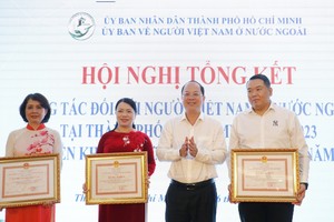 Remittances to HCMC show sentiment, contributions from overseas Vietnamese