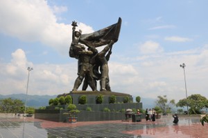 TV program marking Dien Bien Phu Victory to be broadcast live from 5 localities