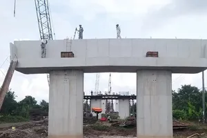 Tien Giang slowly hands over site for Rach Mieu 2 Bridge project