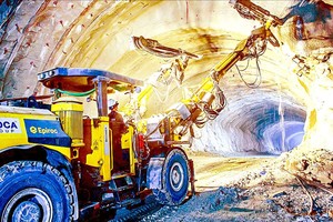 Tunnel laborers work hard all day at North-South expressway's construction sites