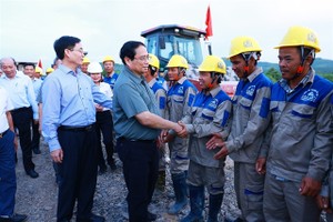 PM inspects construction of Khanh Hoa-Buon Ma Thuot expressway