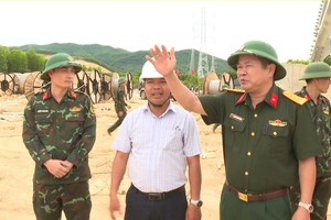 Armed forces support 500kV circuit-3 power transmission through Ha Tinh