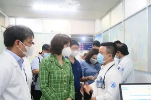 Deputy Minister of Health inspects measles prevention in Ho Chi Minh City