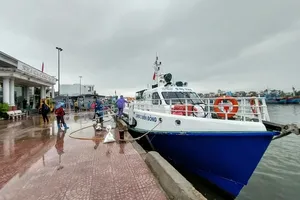 Sa Ky - Ly Son boat service suspended due to impacts of typhoon No. 3