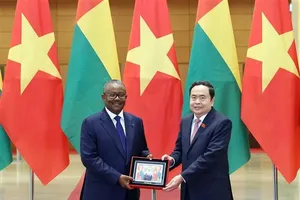 Guinea-Bissau President concludes official visit to Vietnam