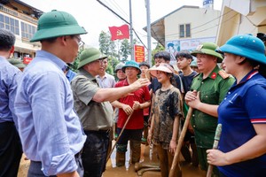Prime Minister Pham Minh Chinh visits flood-hit Yen Bai Province