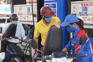 Petrol prices bounce sharply from 3 p.m. on October 10