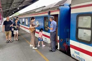 Railway sector adds 11 trains for Tet holidays