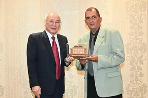 Ho Chi Minh City Propaganda, Education Board works with Cuba's Granma Newspaper 