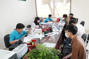 107,021 civil servants, public employees in HCMC to get state salaries in 2025