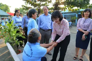 HCMC leaders visit, extend Tet greetings at drug rehabilitation centers