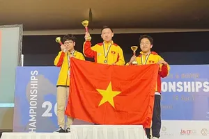 Vietnam wins 2 more gold medals at World Youth Rapid, Blitz Chess Championships