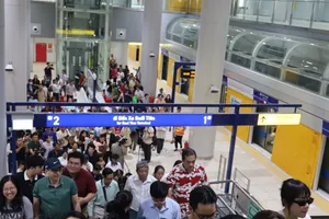 Gates No.1, No.2 at Ben Thanh Station resume operations