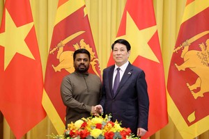 Vietnamese, Sri Lankan Presidents hold talks in Hanoi