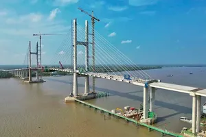 Rach Mieu 2 Bridge reaches 95 percent of overall progress