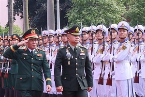 Vietnam, Thailand pledge to deepen military ties